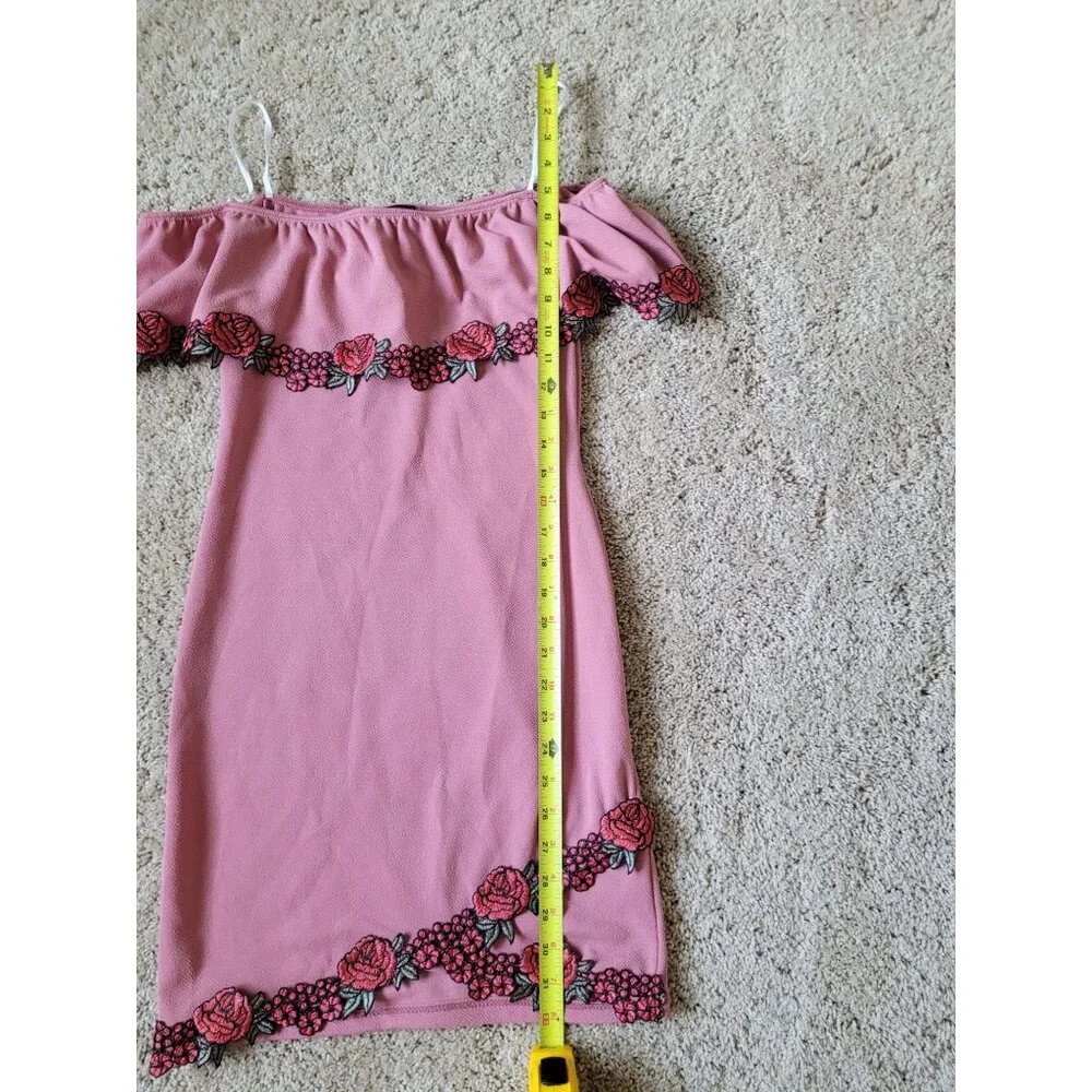 NWT Fashion Magazine Women's Hispanic Pink Cold Shoulder Bodycon Mini Dress SZ M
